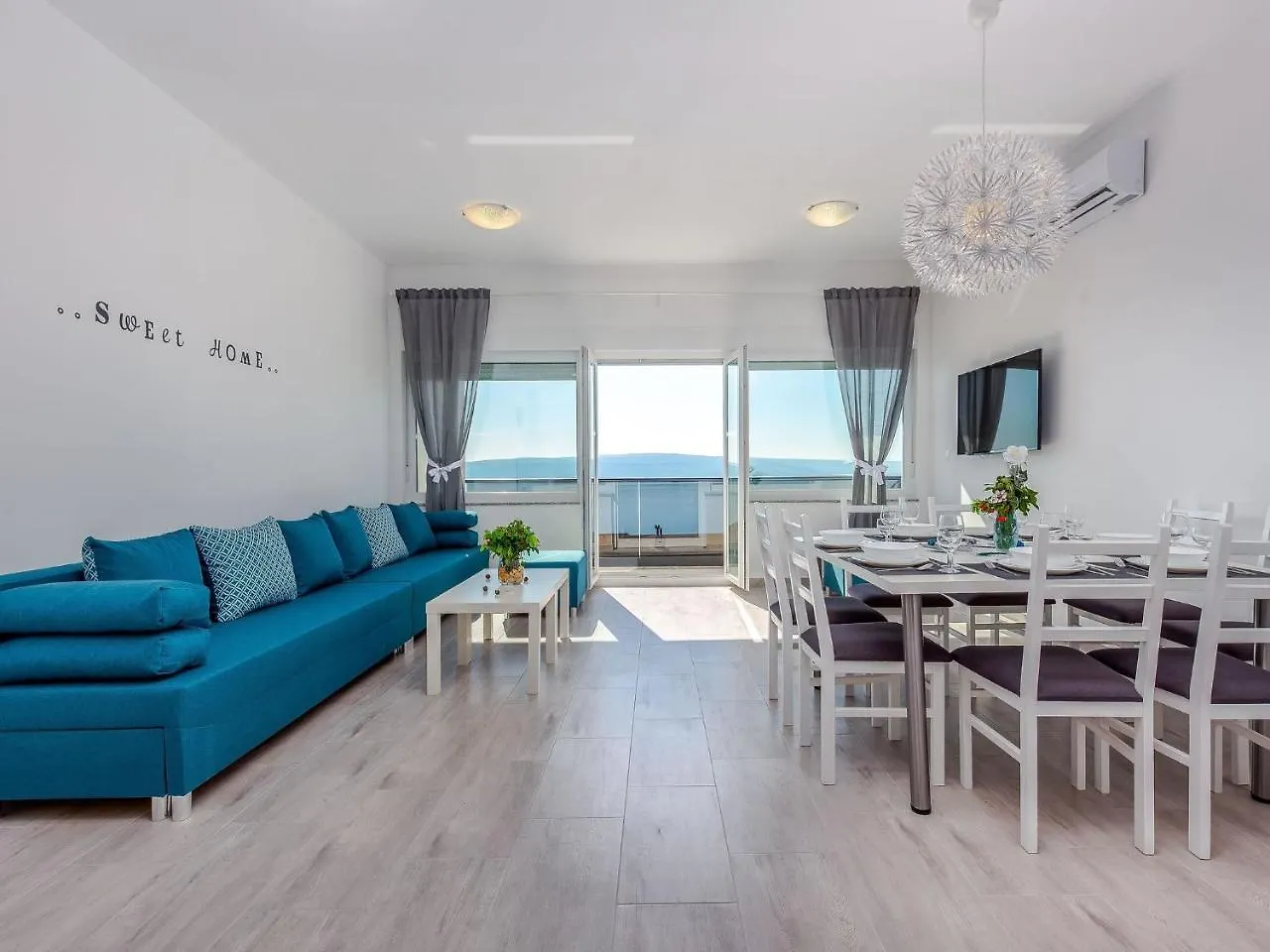 Spacious Apartment With Swimming Pool And Bubble Bath Sea View ! Dramalj